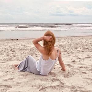 Meet your Posher, Elie